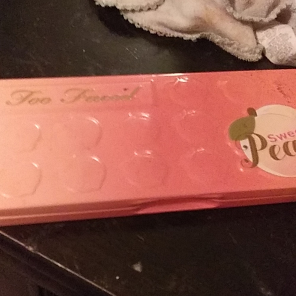Sweet peach pallet